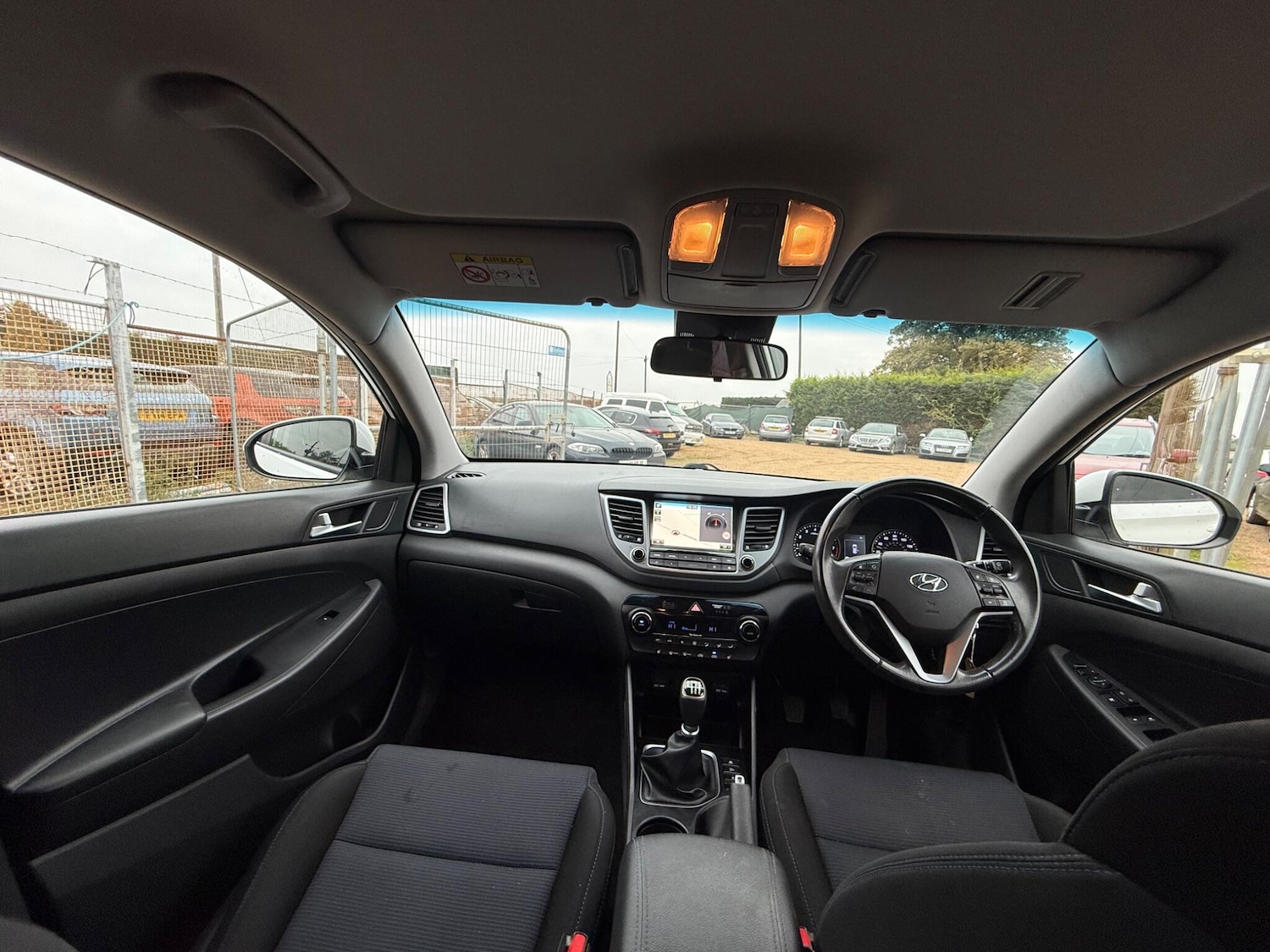 Used Hyundai TUCSON 2017 for sale - 76307700: Photo 4