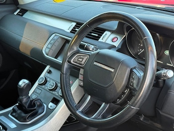 Used Land Rover Range Rover Evoque 2017 for sale - 79508578: Photo