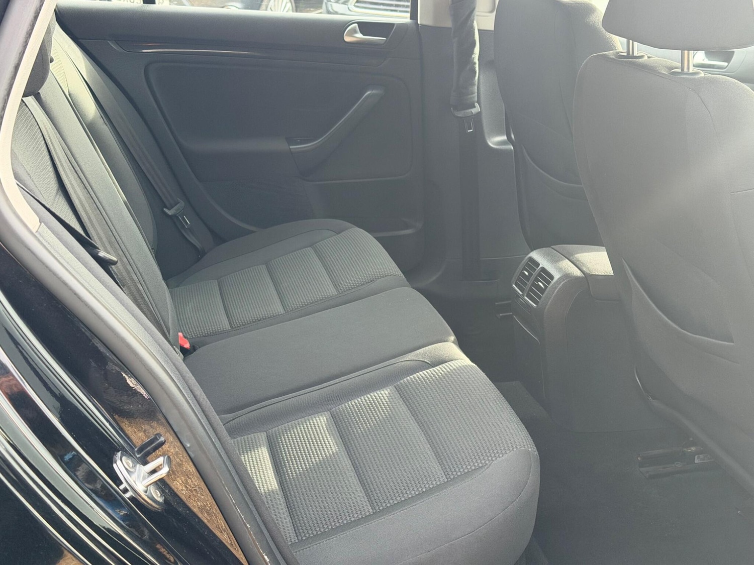 Used Volkswagen Golf 2010 for sale - 77892713: Photo 16