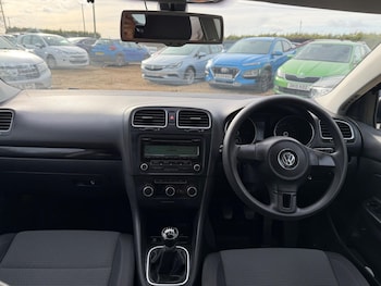 Used Volkswagen Golf 2010 for sale - 77892713: Photo