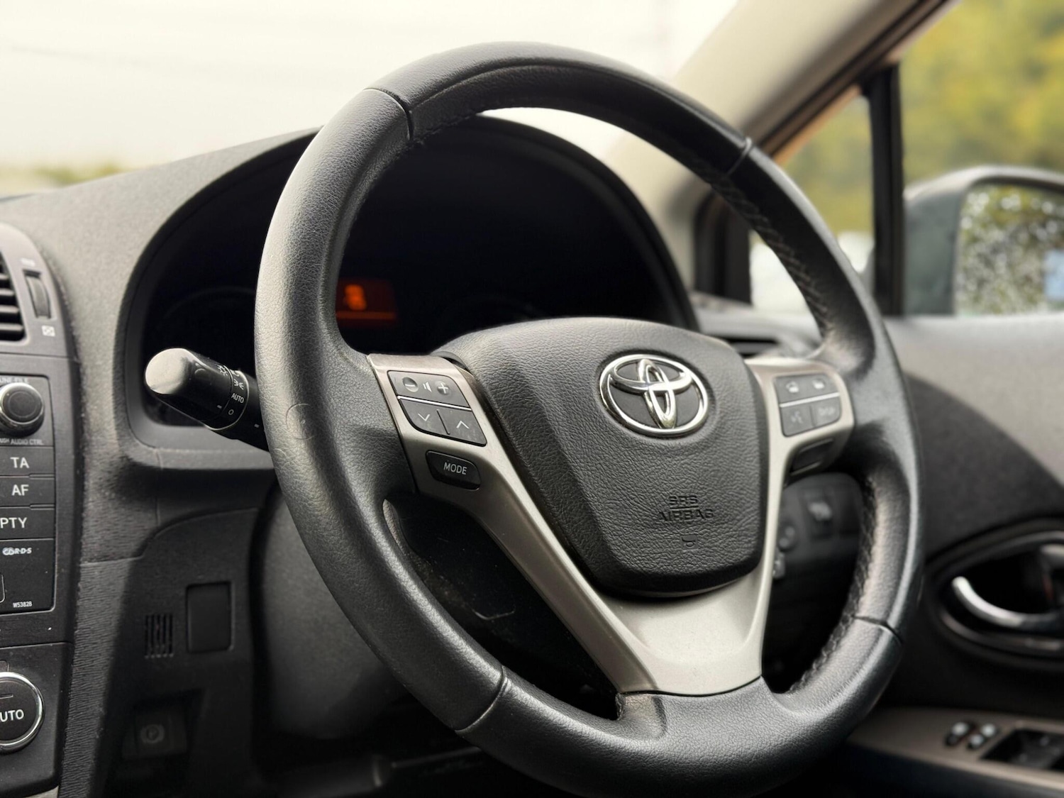 Used Toyota Avensis 2009 for sale - 77271370: Photo 3