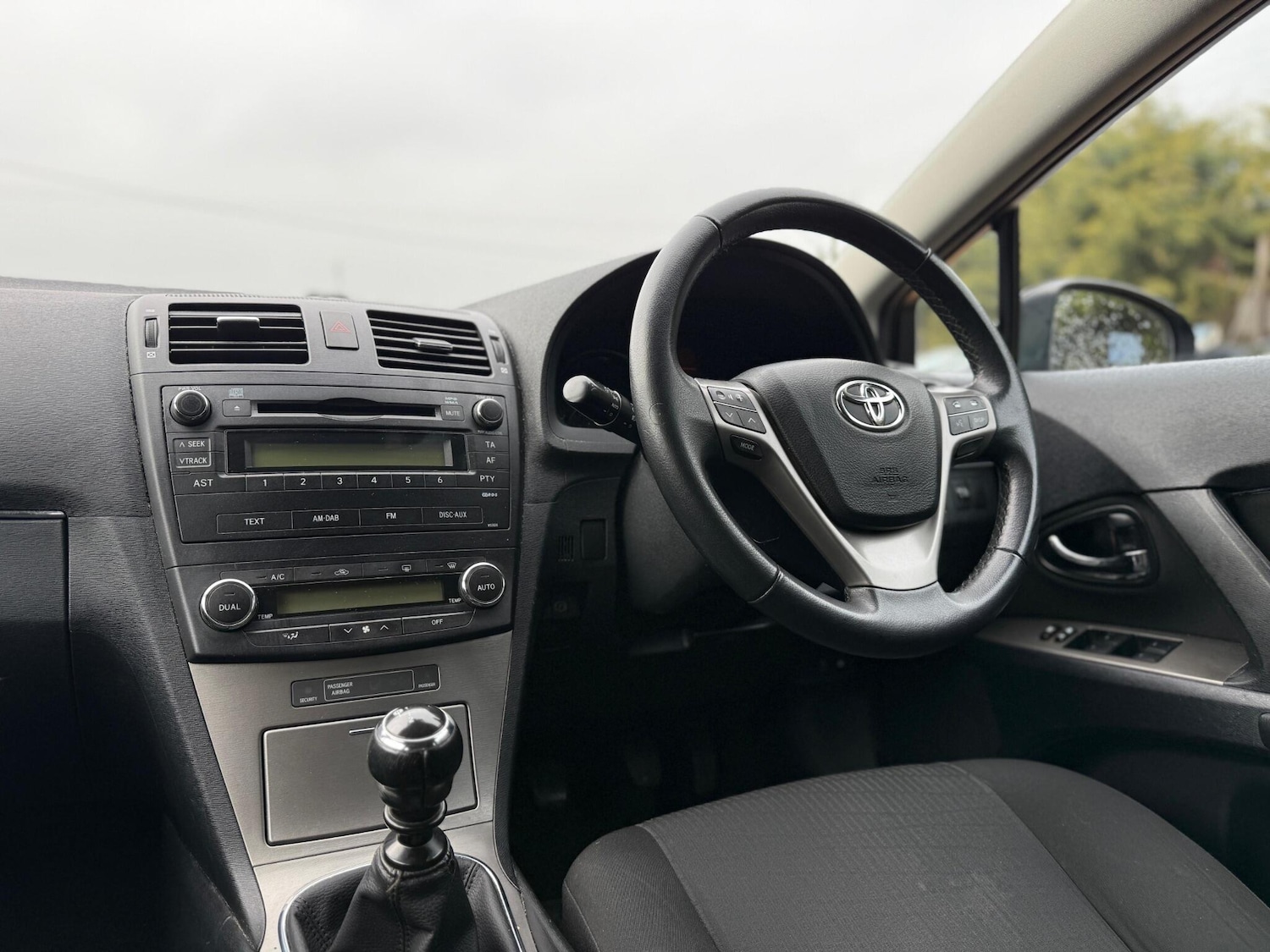 Used Toyota Avensis 2009 for sale - 77271370: Photo 4