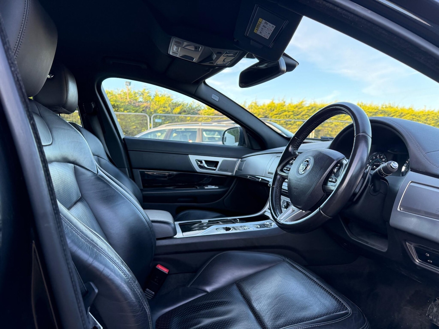 Used Jaguar XF 2013 for sale - 76658808: Photo 28