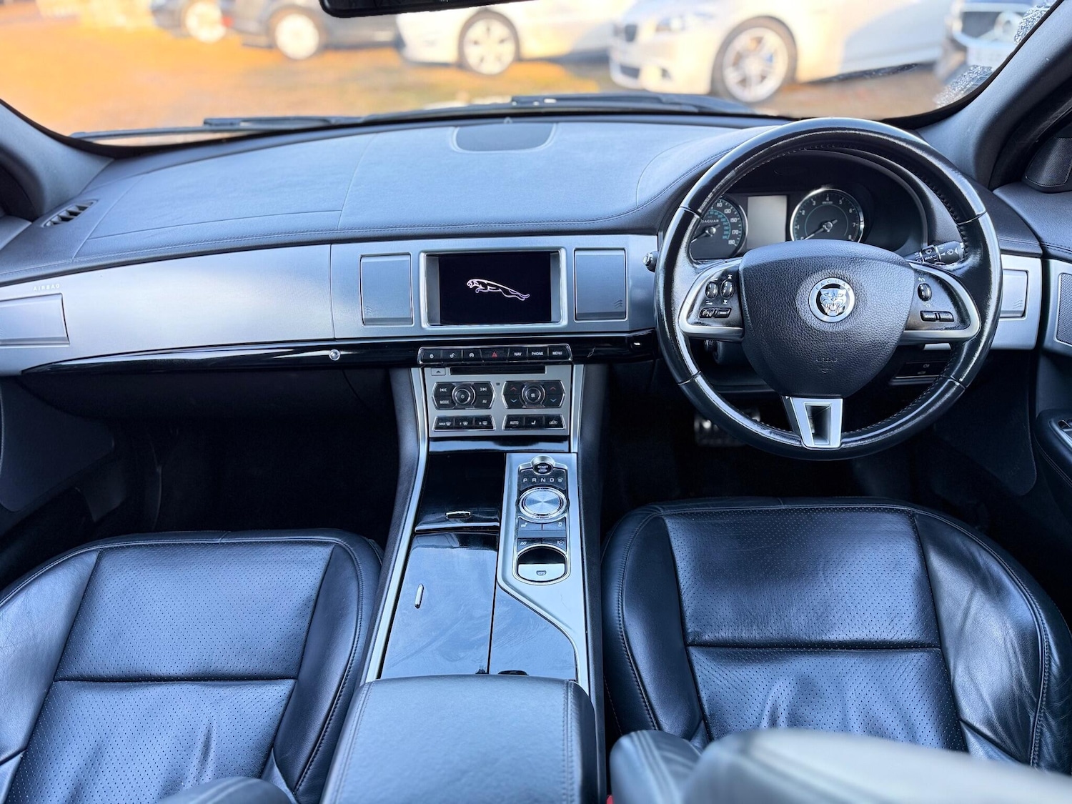 Used Jaguar XF 2013 for sale - 76658808: Photo 43