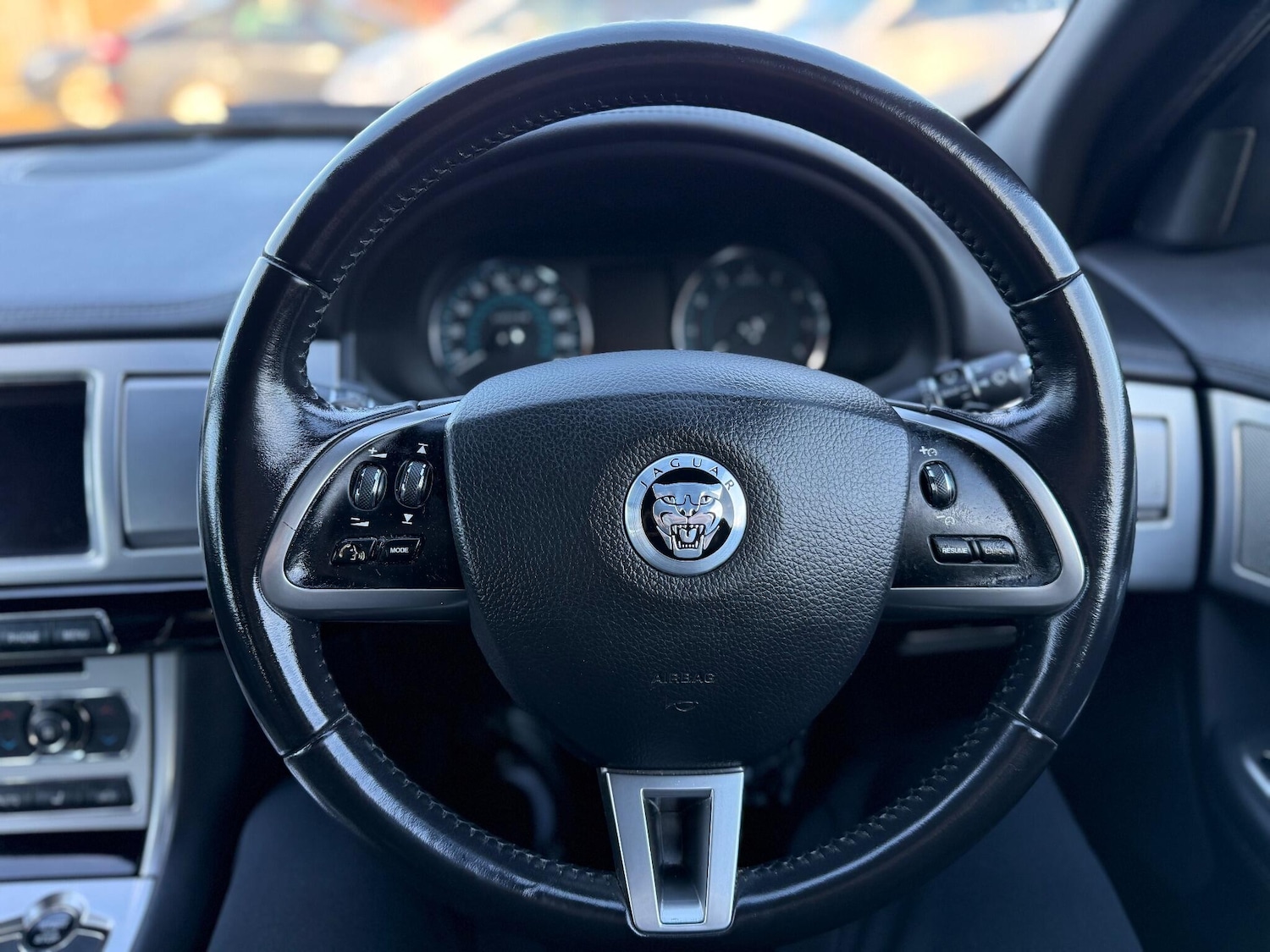 Used Jaguar XF 2013 for sale - 76658808: Photo 50