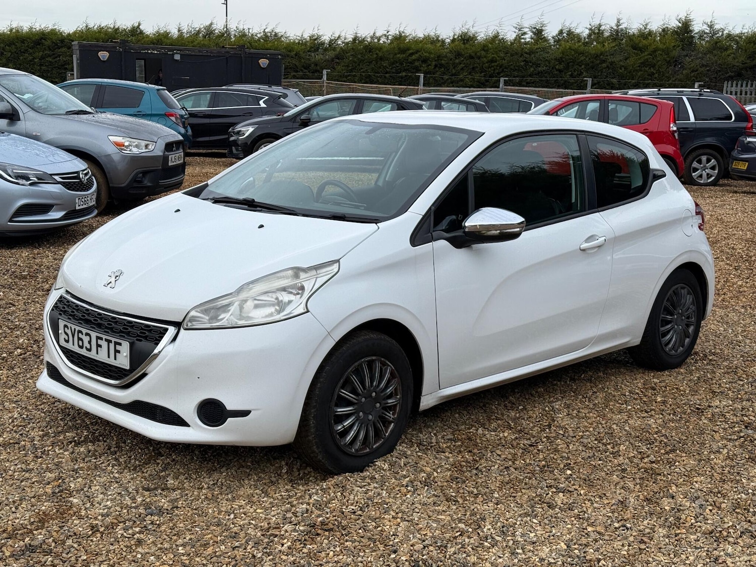 Used Peugeot 208 2013 for sale - 77271347: Photo 11