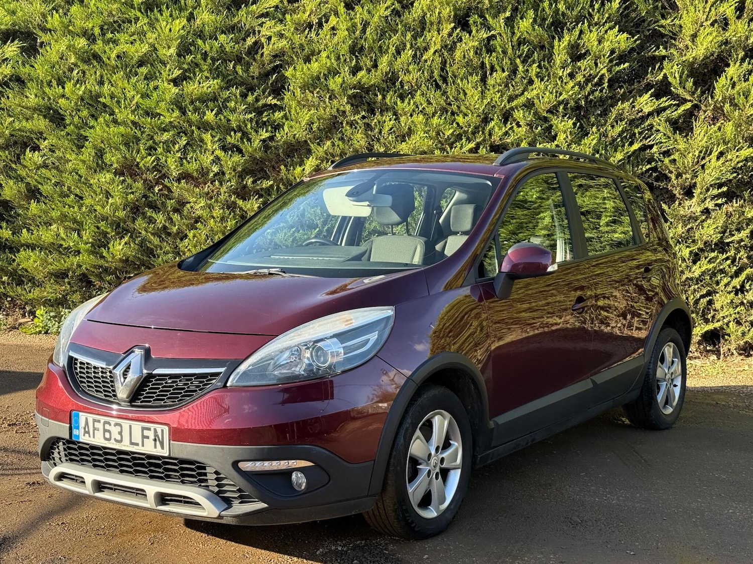 Used Renault Scenic Xmod 2014 for sale - 76997268: Photo 2