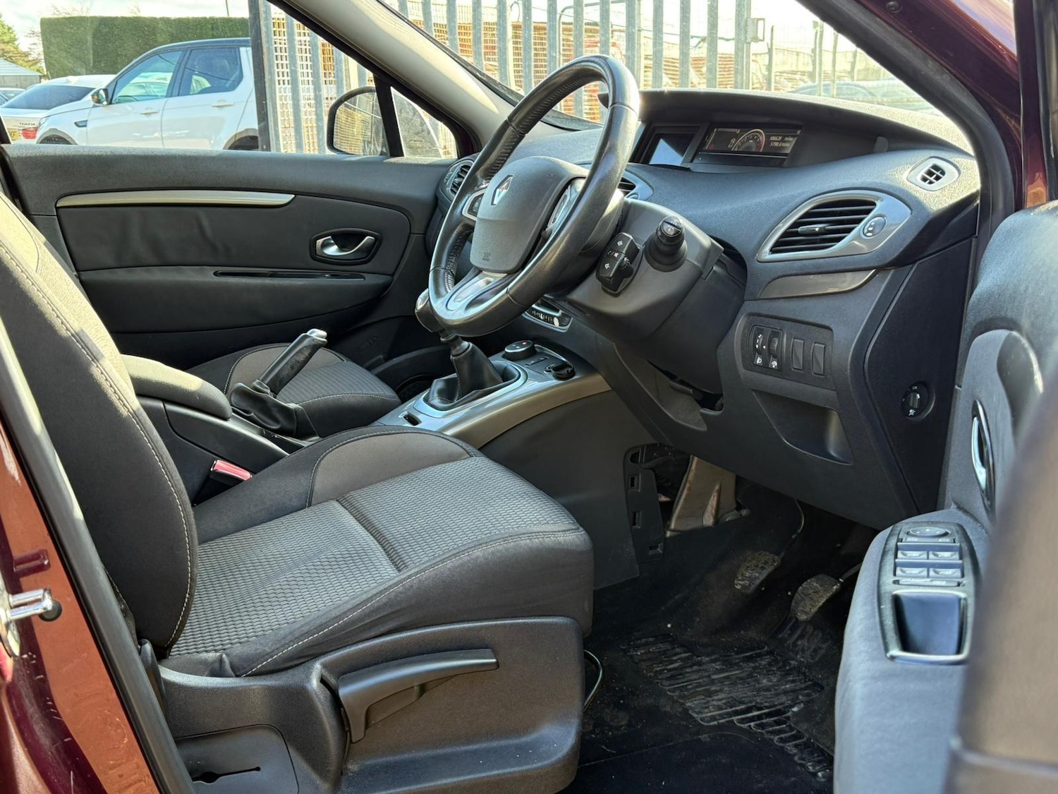 Used Renault Scenic Xmod 2014 for sale - 76997268: Photo 6