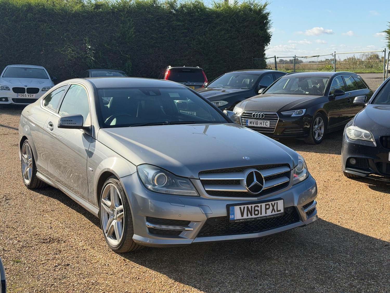 Used Mercedes-Benz C Class 2011 for sale - 76371314: Photo 2