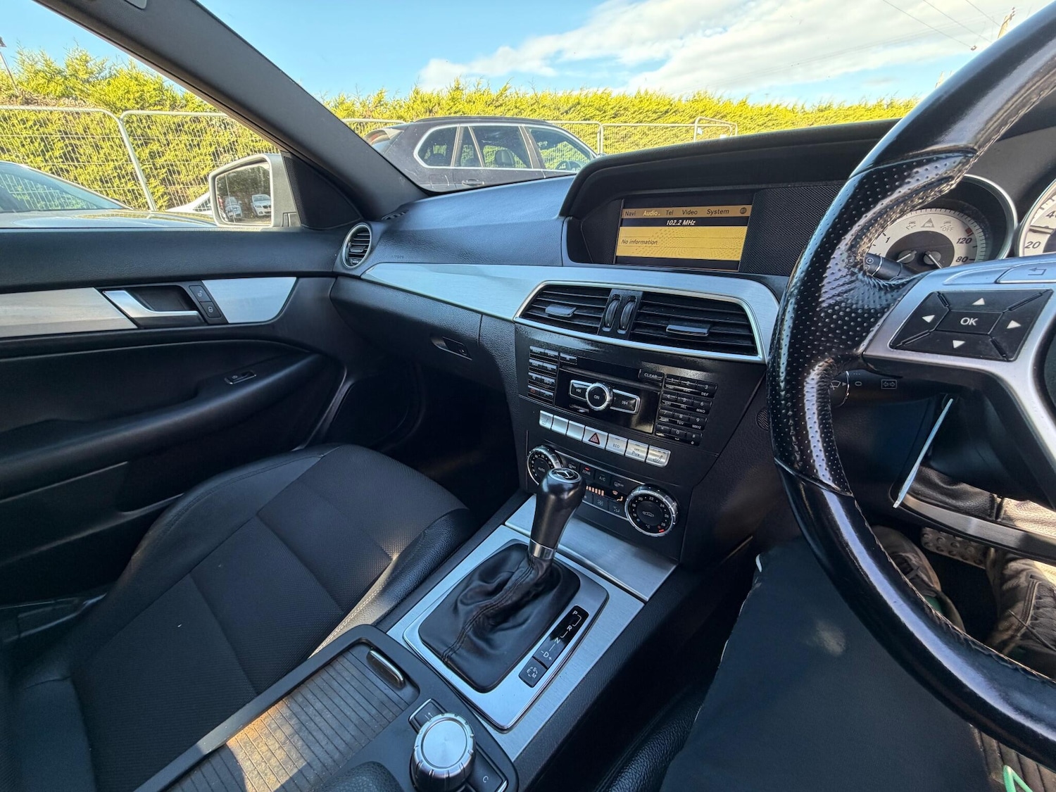 Used Mercedes-Benz C Class 2011 for sale - 76371314: Photo 22