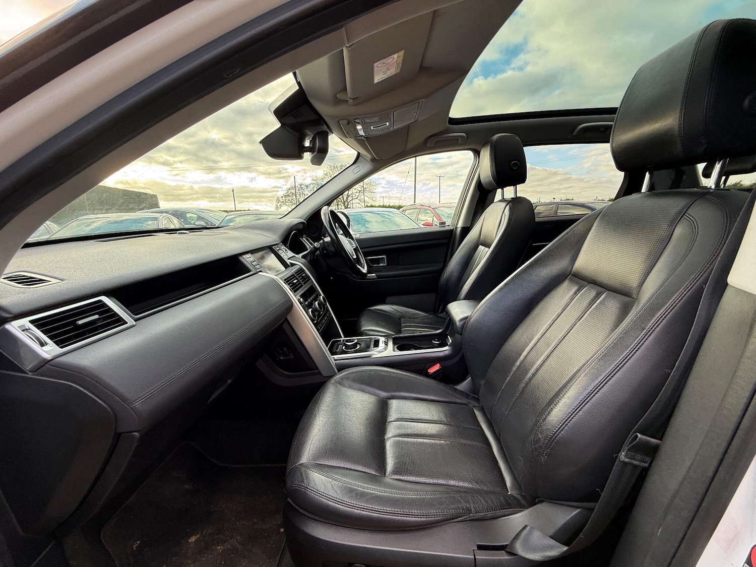 Used Land Rover Discovery Sport 2016 for sale - 77271344: Photo 10