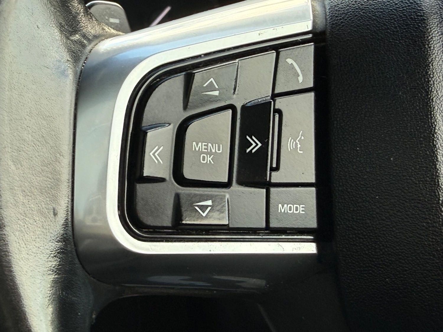 Used Land Rover Discovery Sport 2016 for sale - 77271344: Photo 21