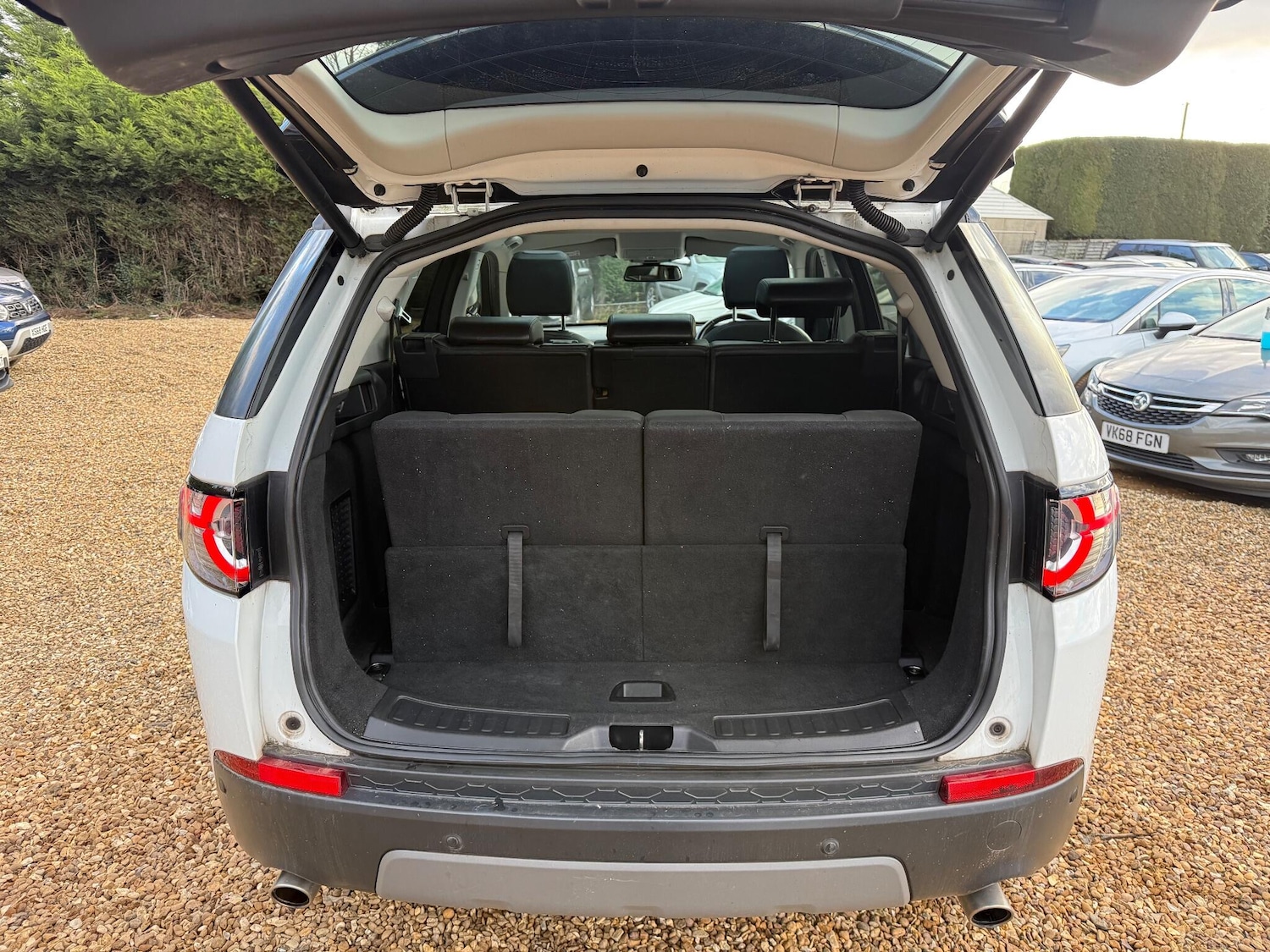 Used Land Rover Discovery Sport 2016 for sale - 77271344: Photo 32