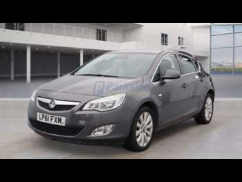 Vauxhall, Astra 2011 (61) 1.6 16v SE ONLY 25600 MILES!! 5-Door