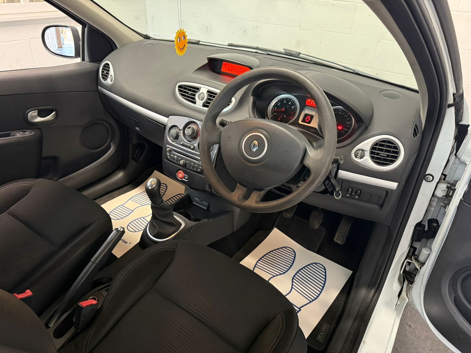 Used Renault Clio 2012 for sale - 77170608: Photo 14