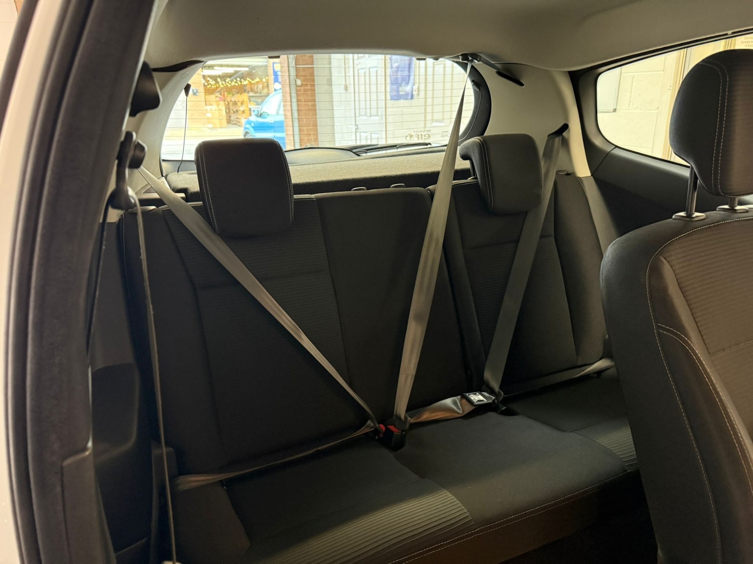 Used Renault Clio 2012 for sale - 77170608: Photo 22