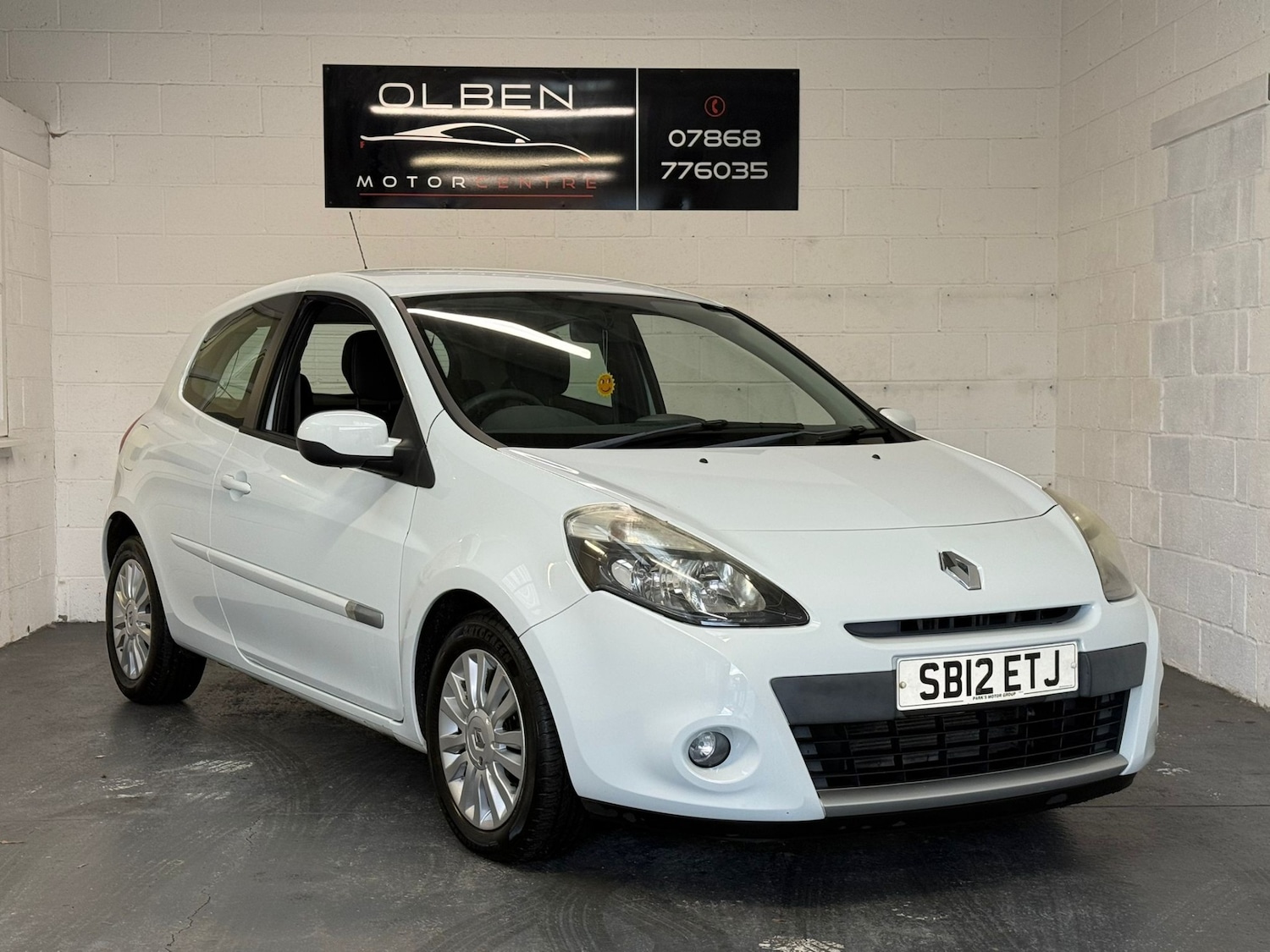 Used Renault Clio 2012 for sale - 77170608: Photo 4