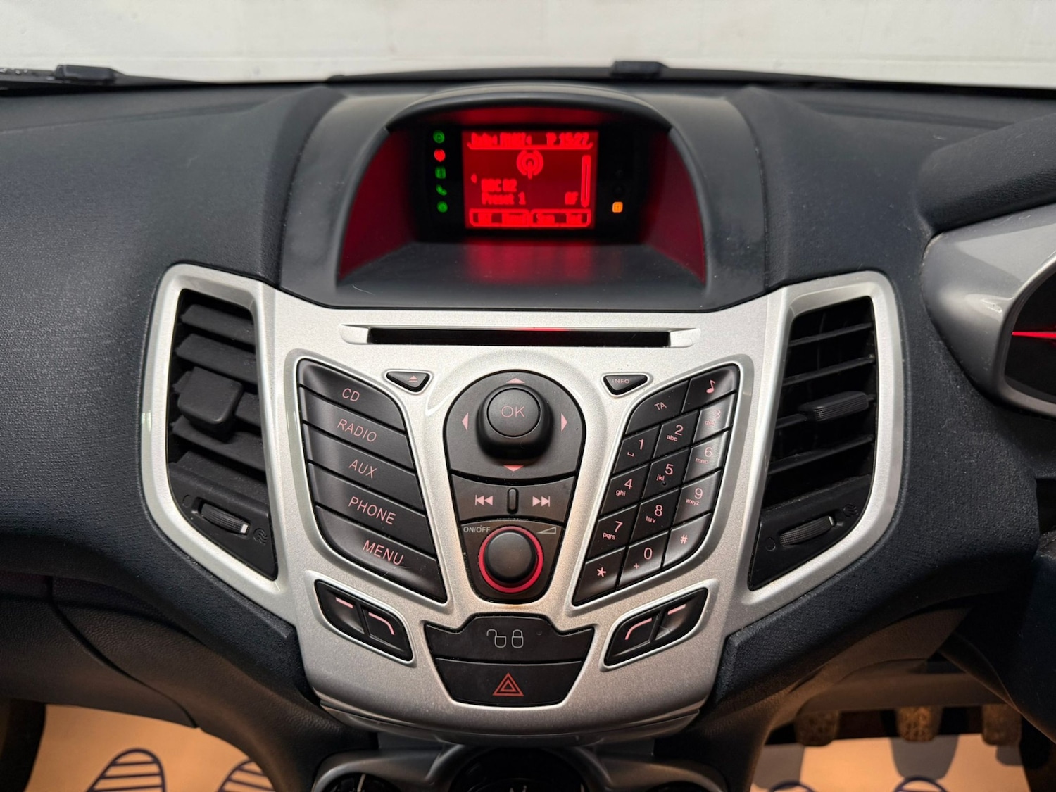 Used Ford Fiesta 2012 for sale - 77012959: Photo 20