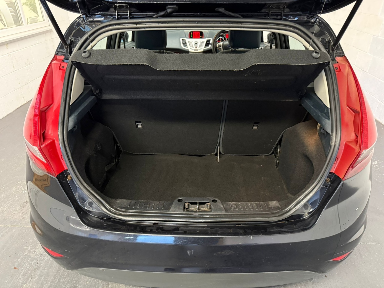 Used Ford Fiesta 2012 for sale - 77012959: Photo 30