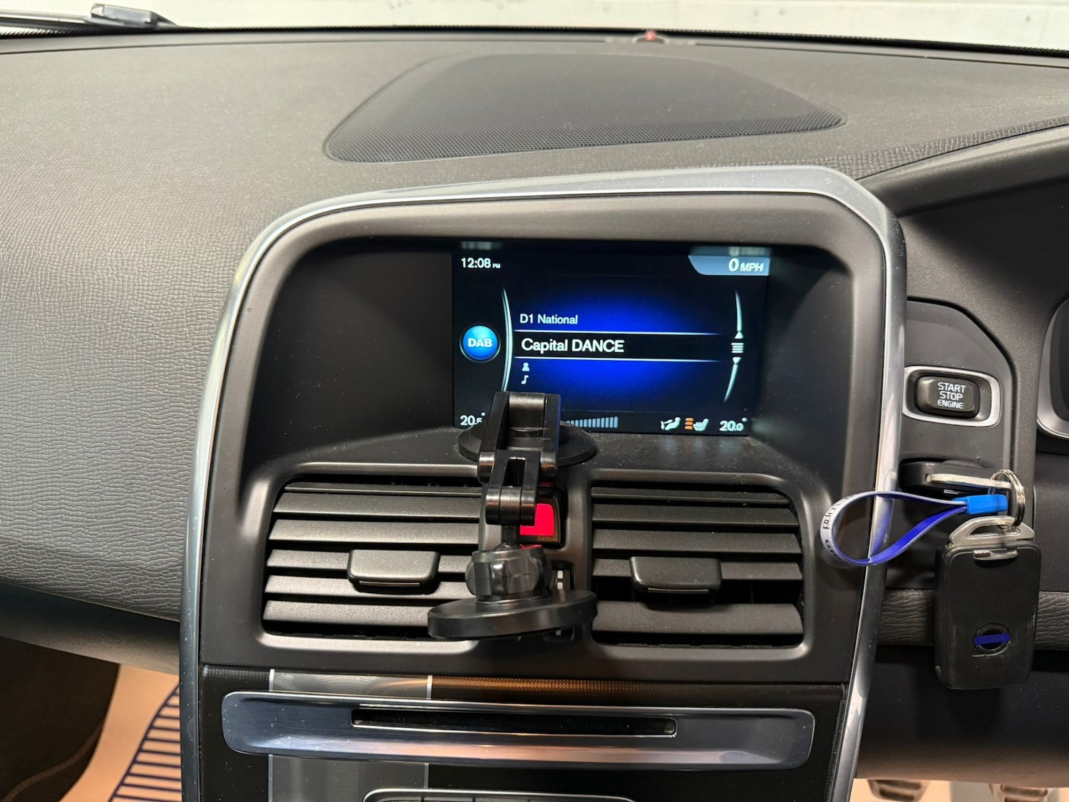 Used Volvo XC60 2014 for sale - 76616621: Photo 20