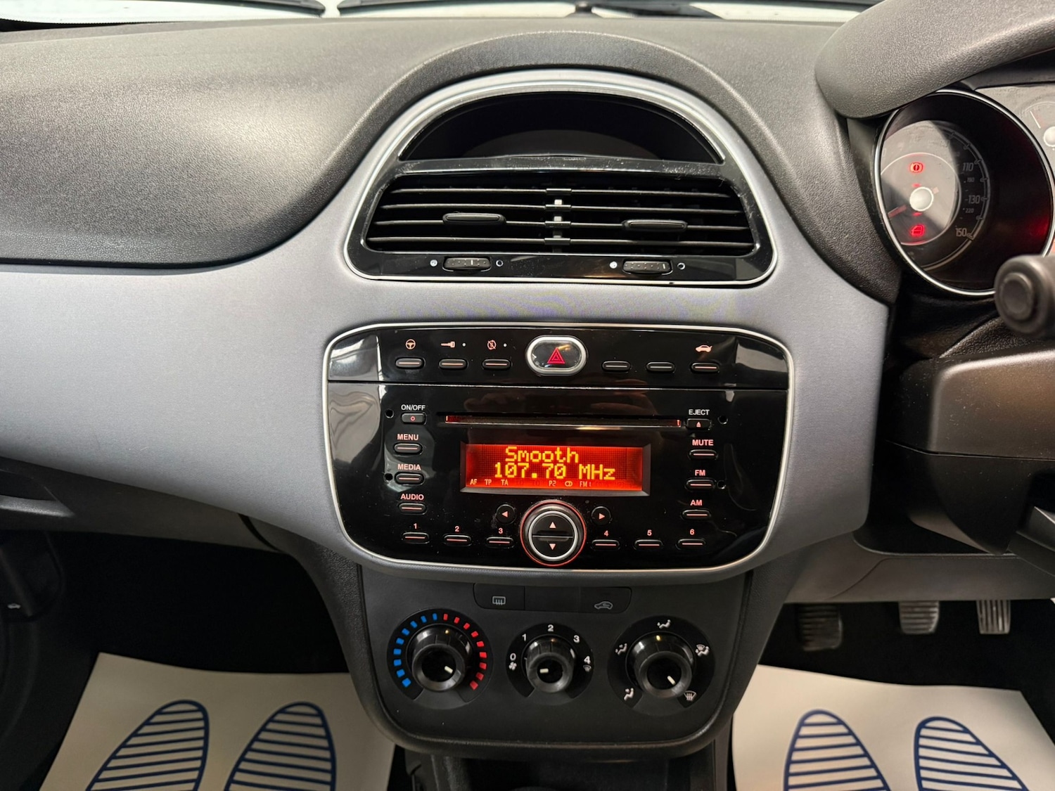 Used Fiat Punto Evo 2010 for sale - 76979746: Photo 25