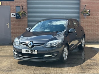 Used Renault Megane 2014 for sale - 76058316: Photo