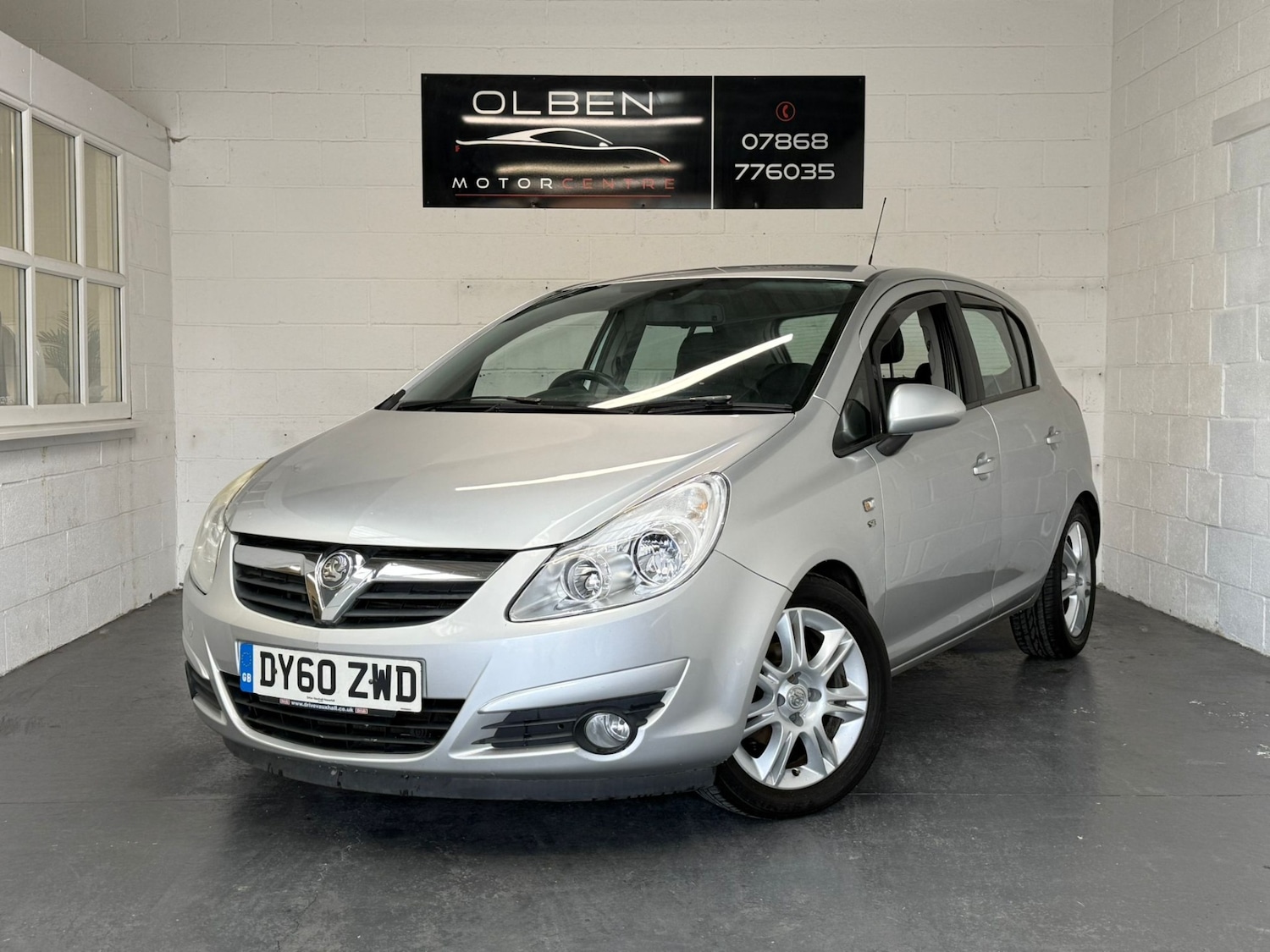 Used Vauxhall Corsa 2010 for sale - 76436859: Photo 1