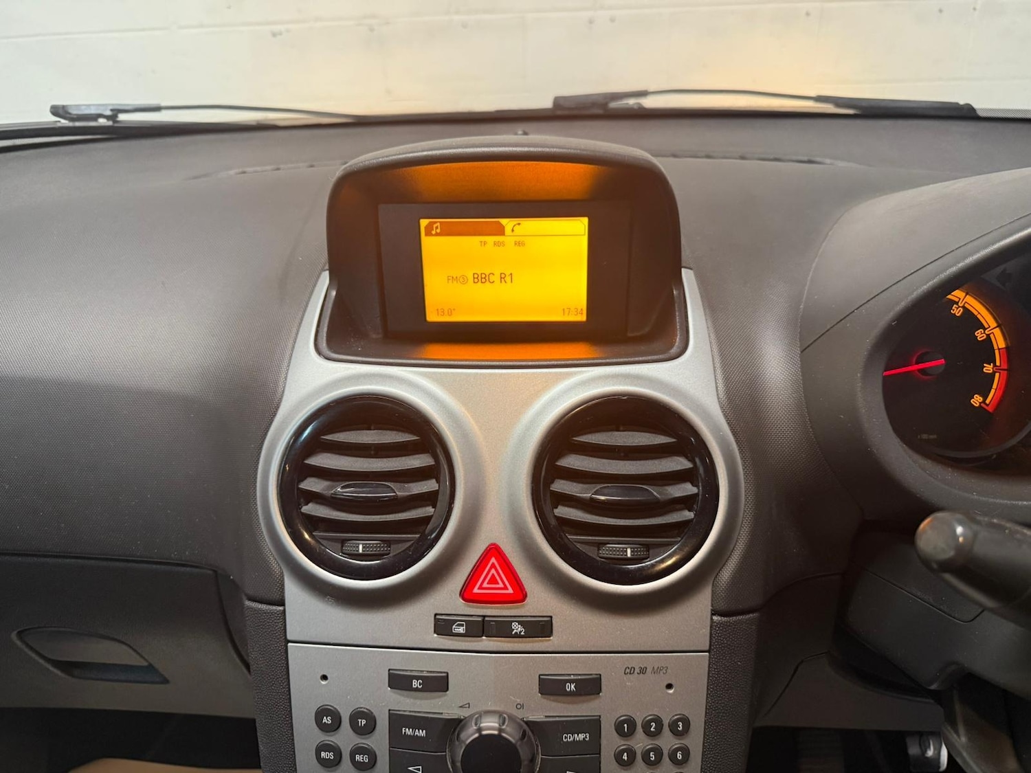 Used Vauxhall Corsa 2012 for sale - 76281464: Photo 16