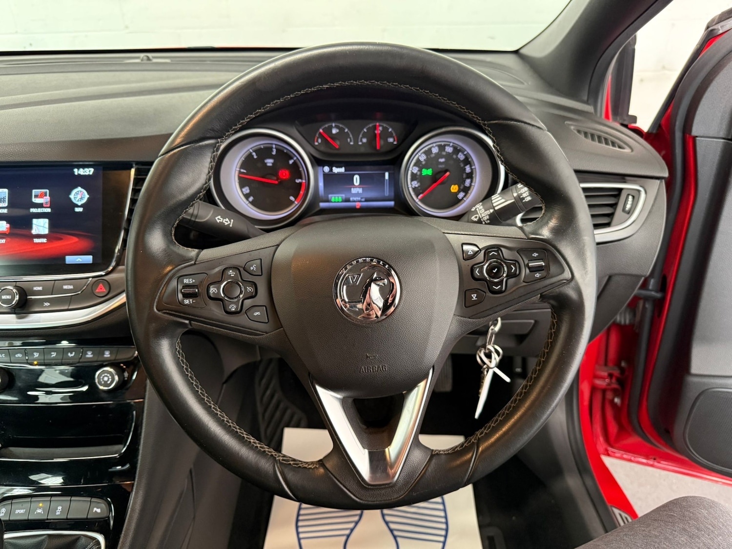 Used Vauxhall Astra 2015 for sale - 76436868: Photo 15