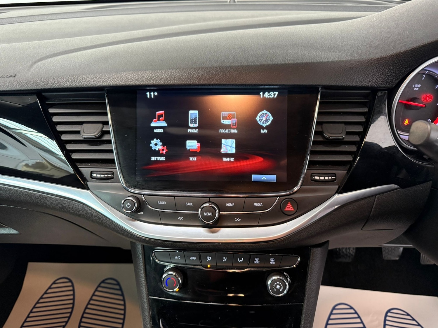 Used Vauxhall Astra 2015 for sale - 76436868: Photo 19