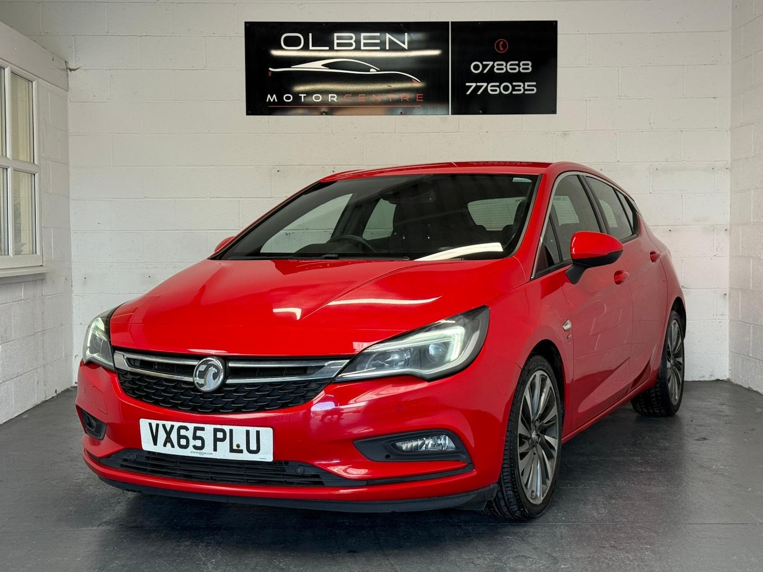 Used Vauxhall Astra 2015 for sale - 76436868: Photo 2