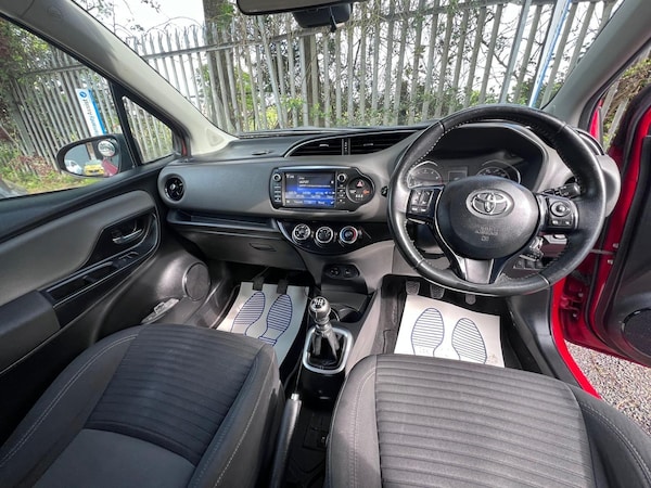 Used Toyota Yaris 2017 for sale - 74631829: Photo 19