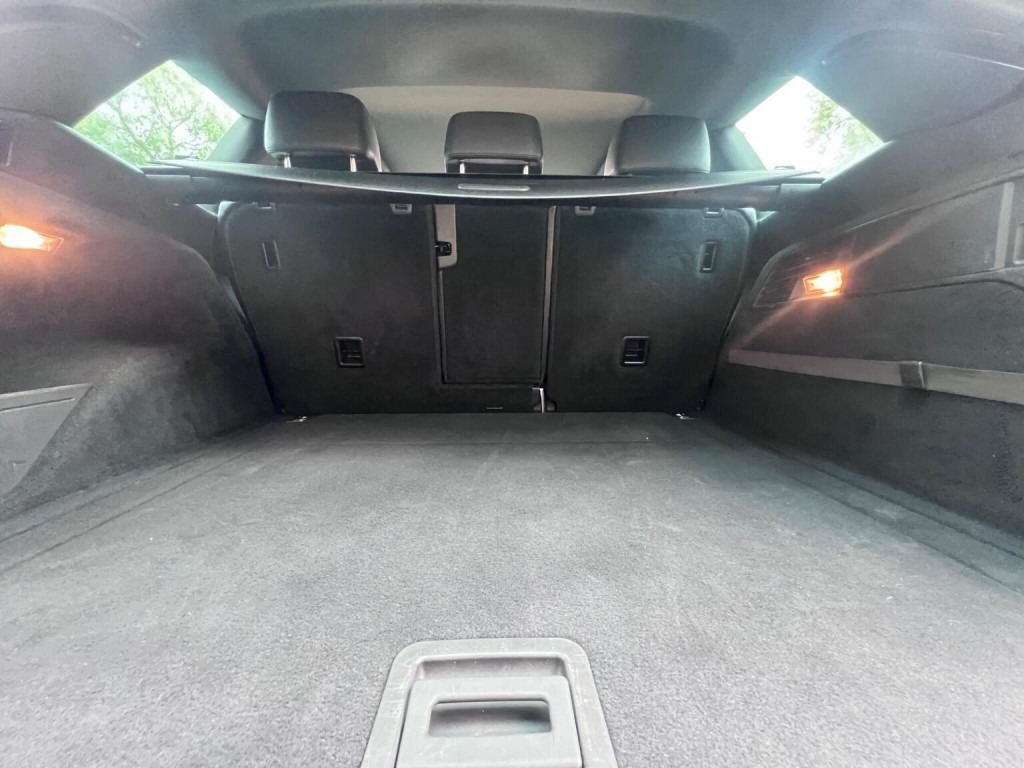 Used Volkswagen Touareg 2013 for sale - 76771611: Photo 17