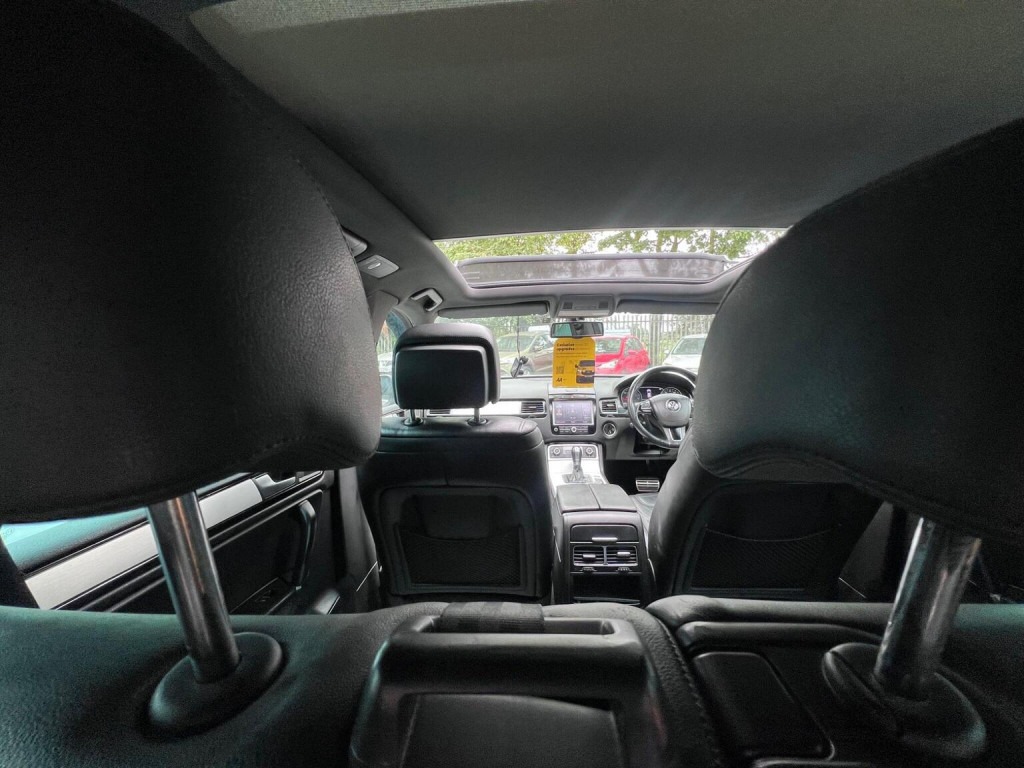 Used Volkswagen Touareg 2013 for sale - 76771611: Photo 3