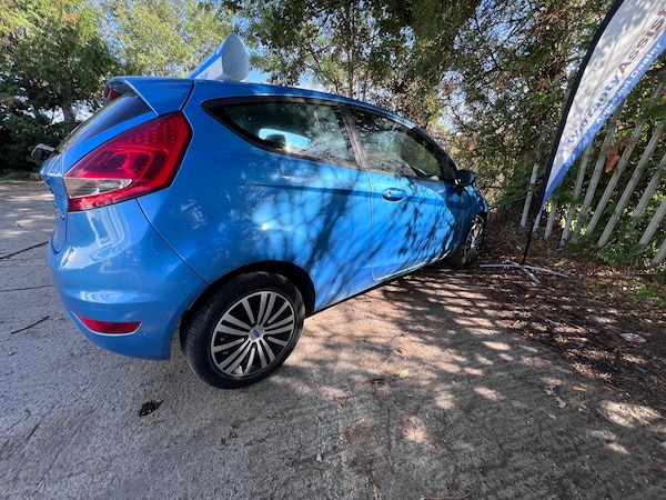 Used Ford Fiesta 2011 for sale - 76151145: Photo 10