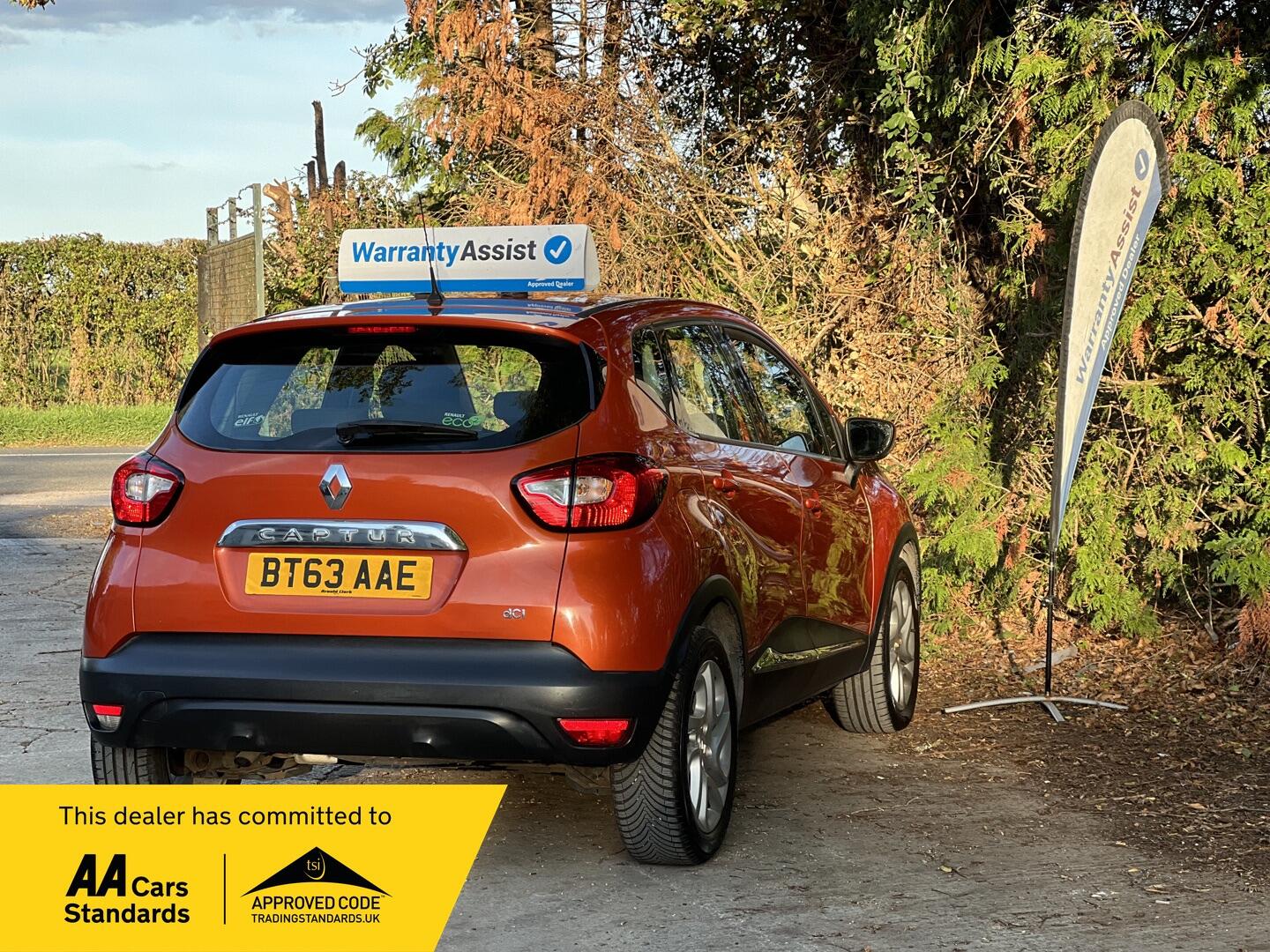 Used Renault Captur 2014 for sale - 76084441: Photo 2