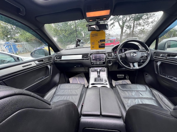 Used Volkswagen Touareg 2013 for sale - 75645919: Photo 32