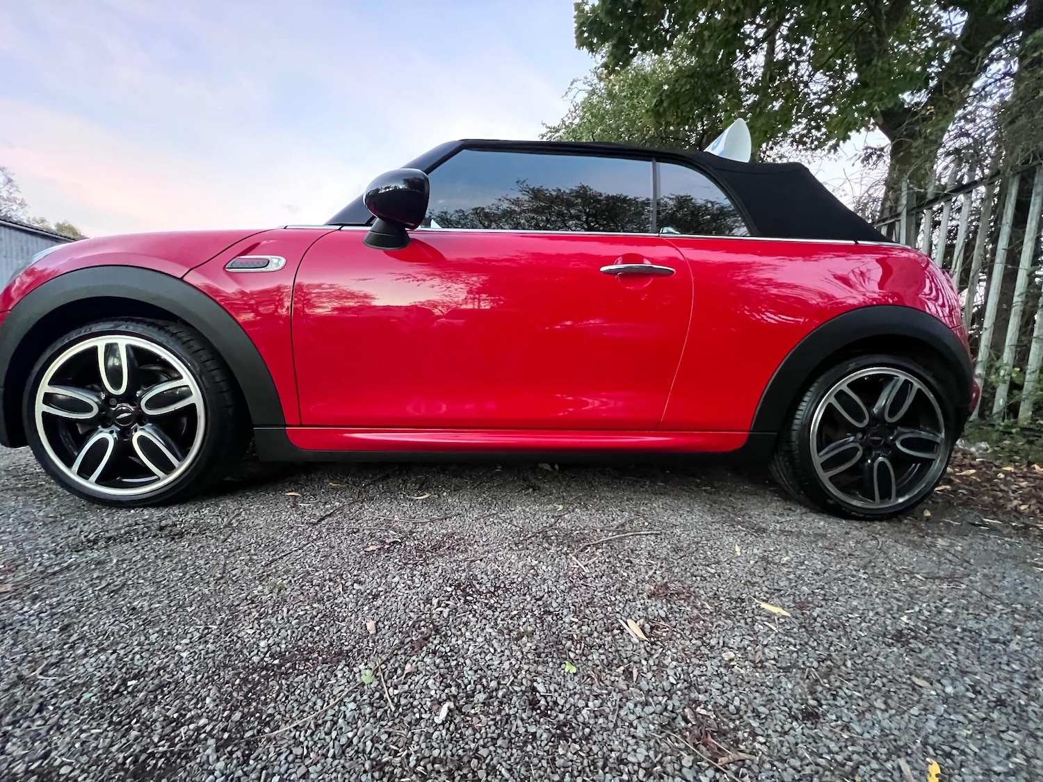 Used MINI Convertible 2016 for sale - 76349554: Photo 11