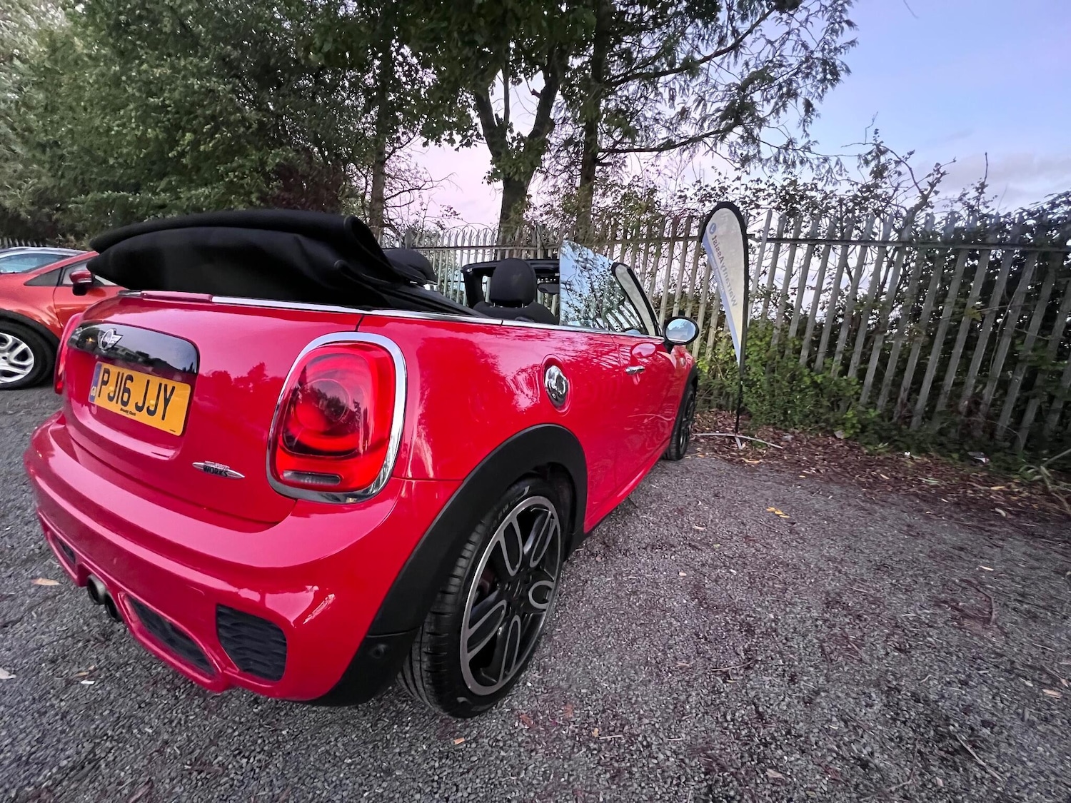 Used MINI Convertible 2016 for sale - 76349554: Photo 19
