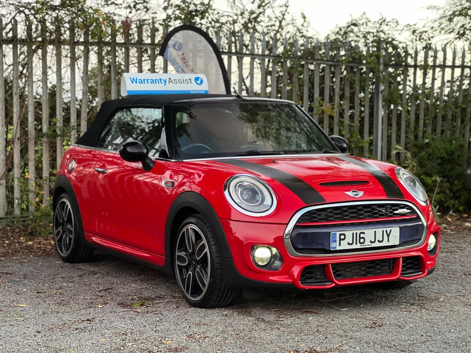 Used MINI Convertible 2016 for sale - 76349554: Photo 38