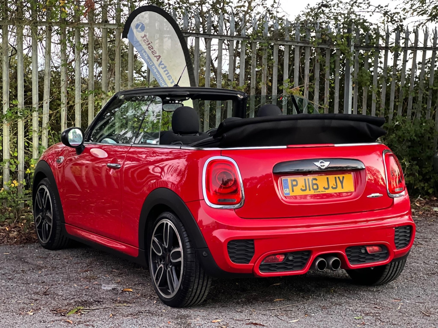Used MINI Convertible 2016 for sale - 76349554: Photo 43