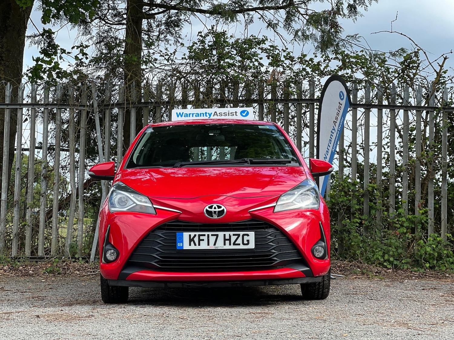 Used Toyota Yaris 2017 for sale - 76947186: Photo 11