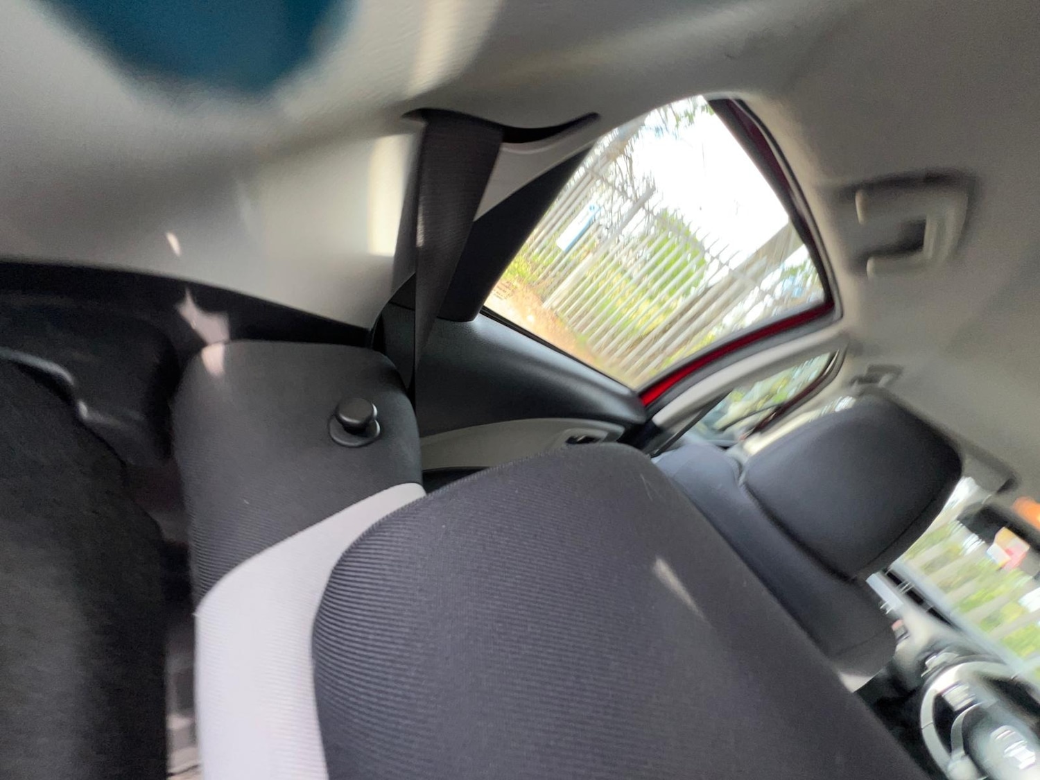 Used Toyota Yaris 2017 for sale - 76947186: Photo 25