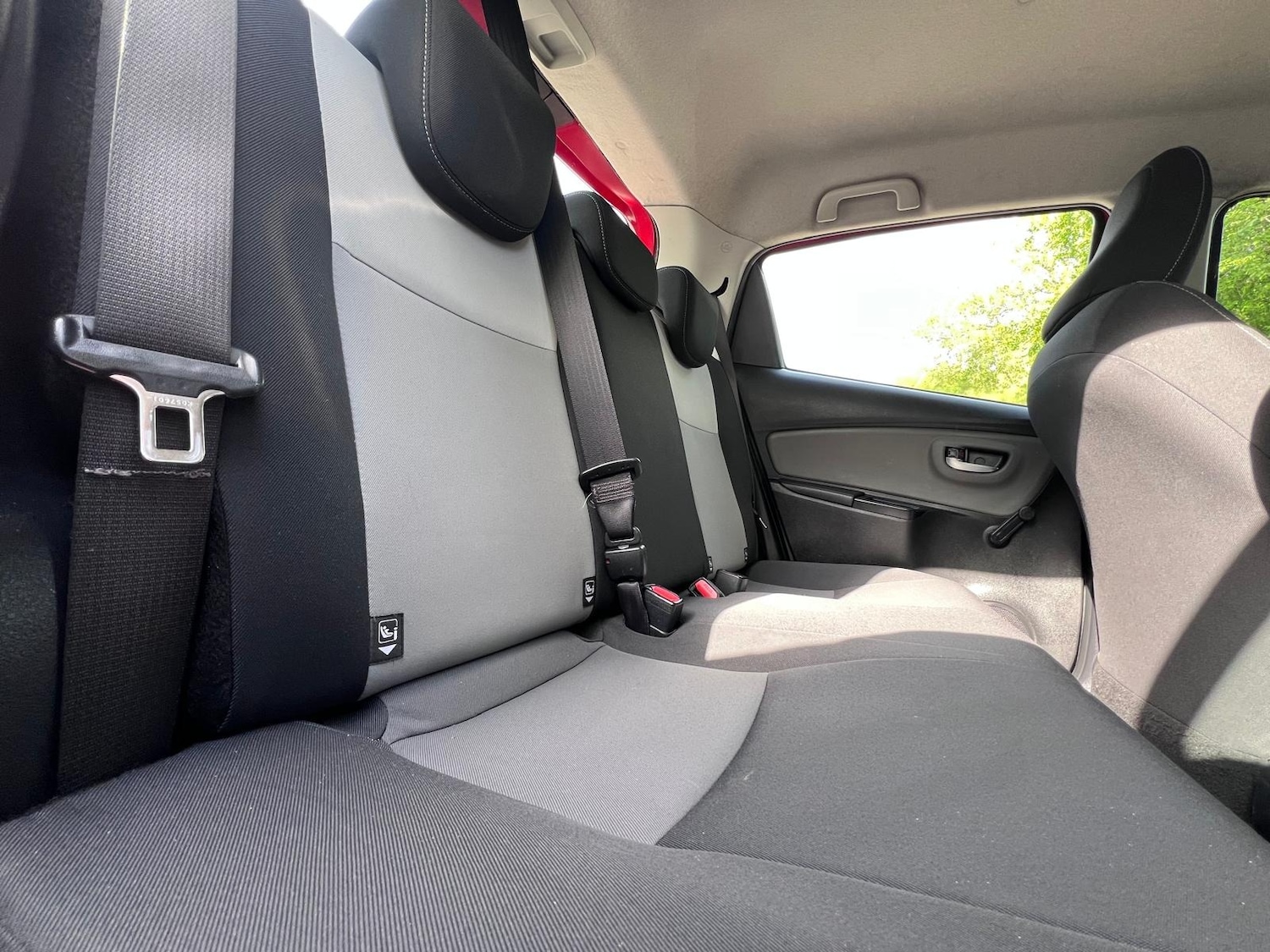 Used Toyota Yaris 2017 for sale - 76947186: Photo 45