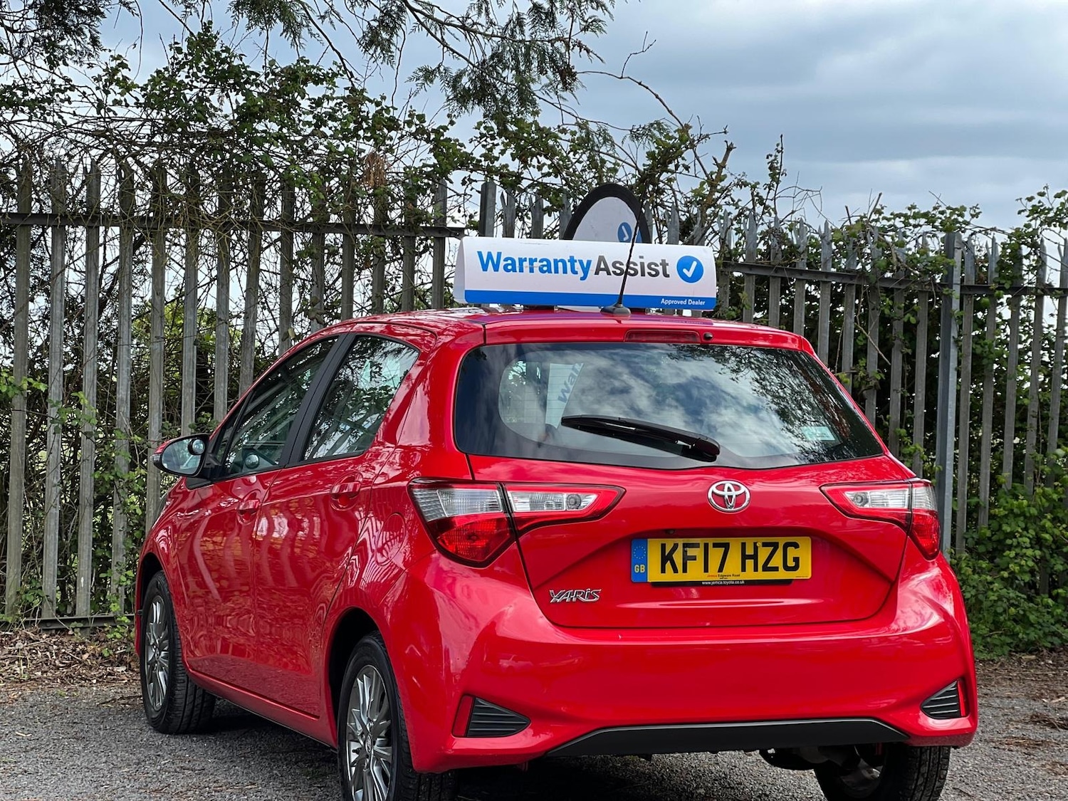 Used Toyota Yaris 2017 for sale - 76947186: Photo 46