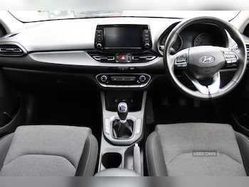 Used Hyundai i30 2023 for sale - 76154062: Photo