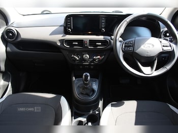 Used Hyundai i10 2024 for sale - 76154073: Photo