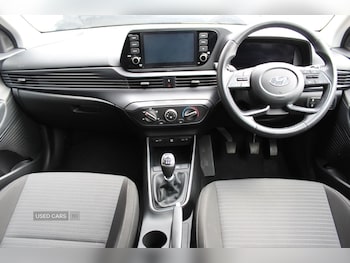 Used Hyundai i20 2022 for sale - 76154075: Photo