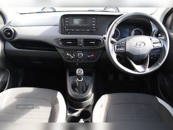 Used Hyundai i10 2023 for sale - 76154091: Photo