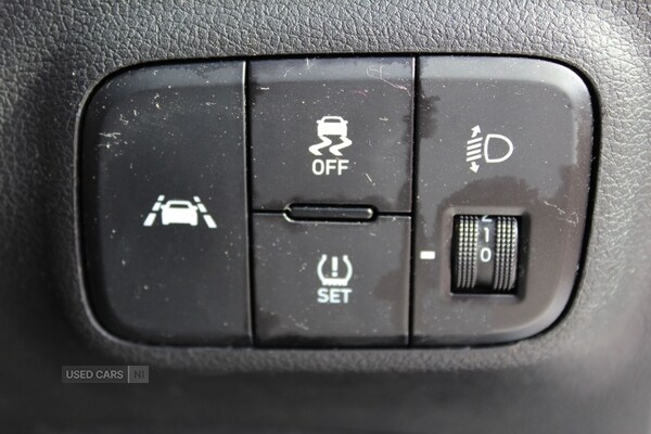 Used Hyundai i10 2021 for sale - 76154085: Photo 24